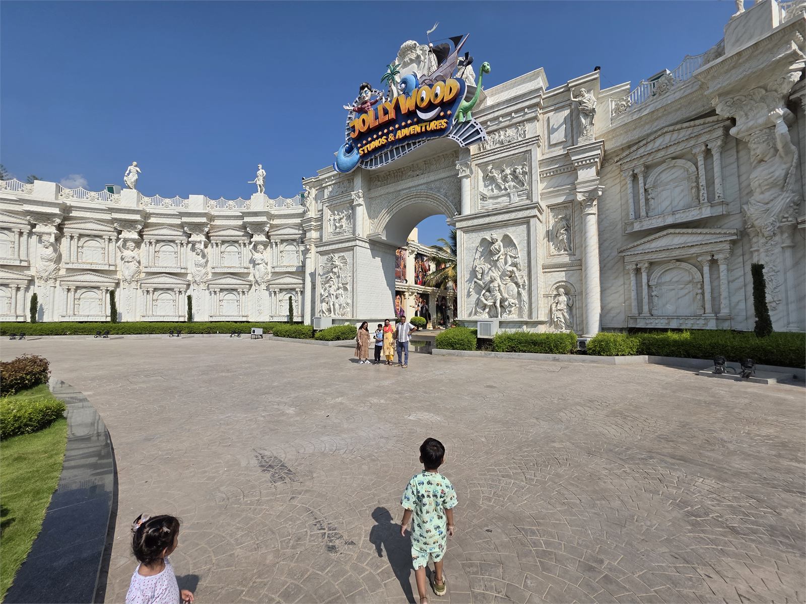 Jollywood Studios and Adventures entrance